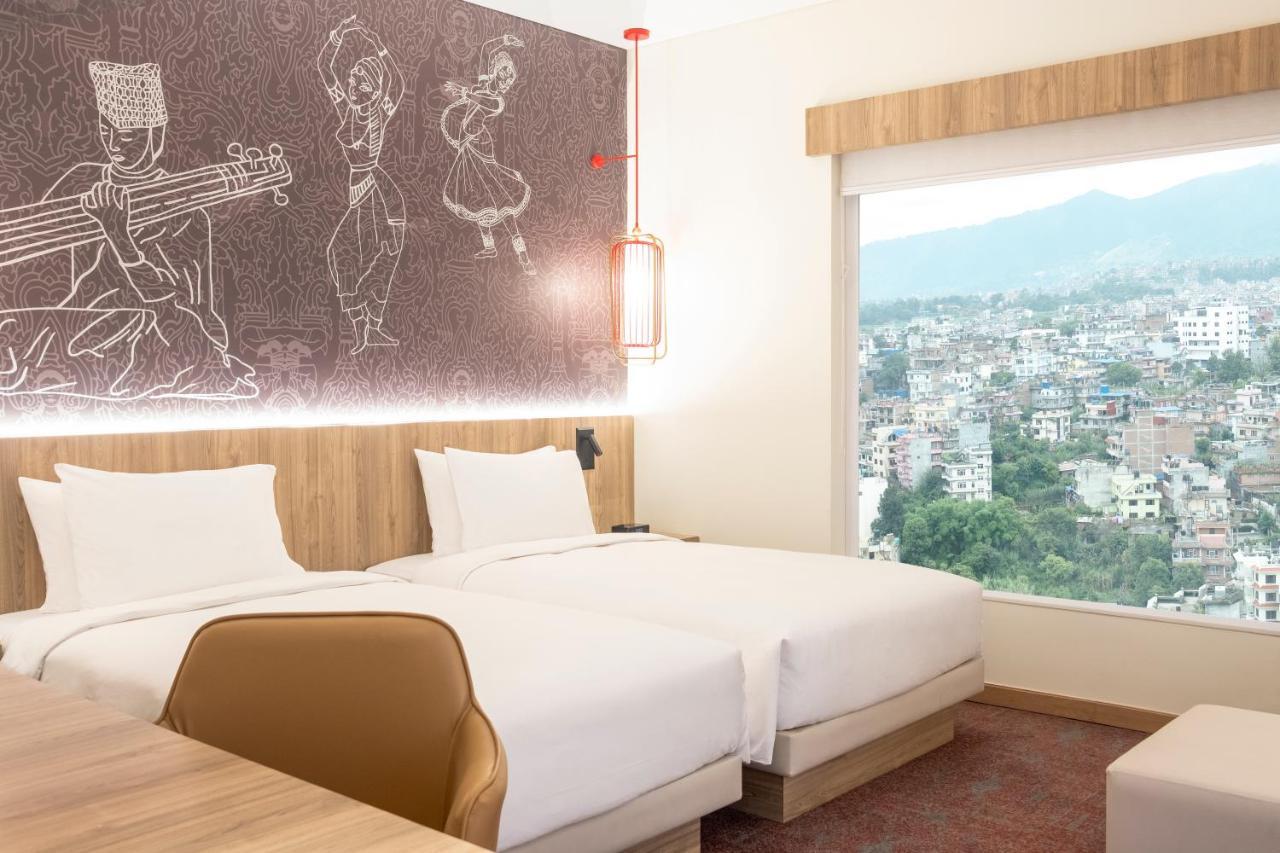 Отель Hyatt Centric Soalteemode Катманду Экстерьер фото