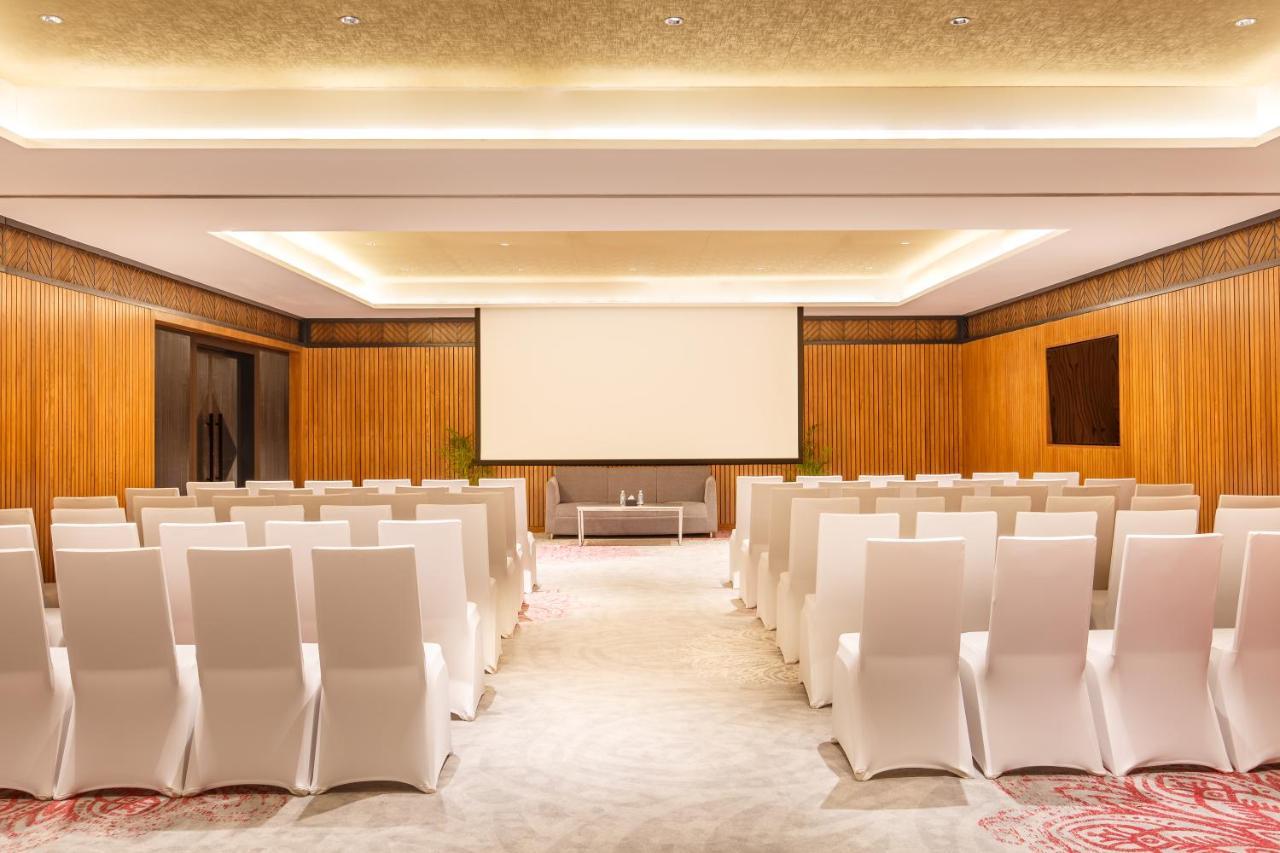 Отель Hyatt Centric Soalteemode Катманду Экстерьер фото