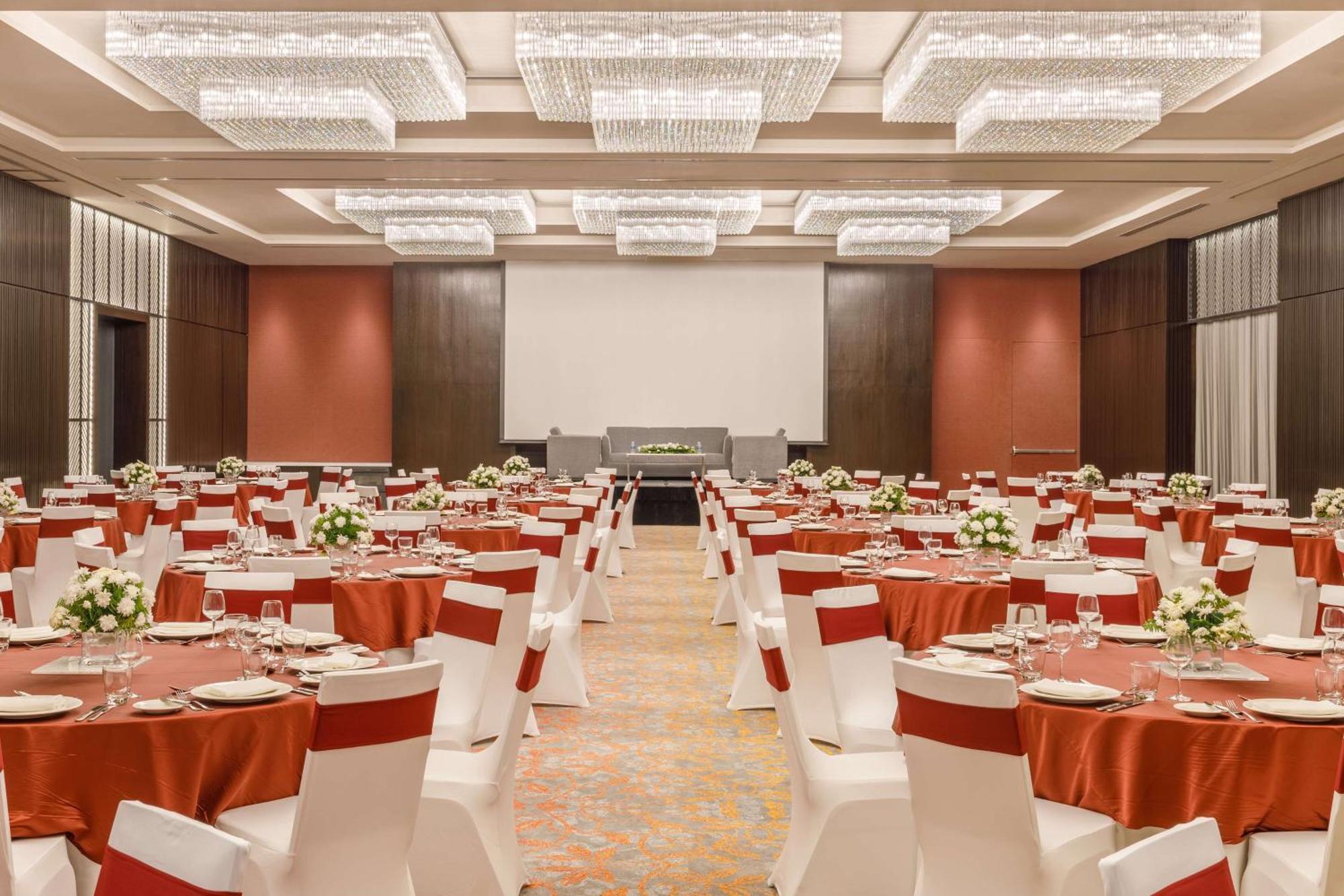 Отель Hyatt Centric Soalteemode Катманду Экстерьер фото