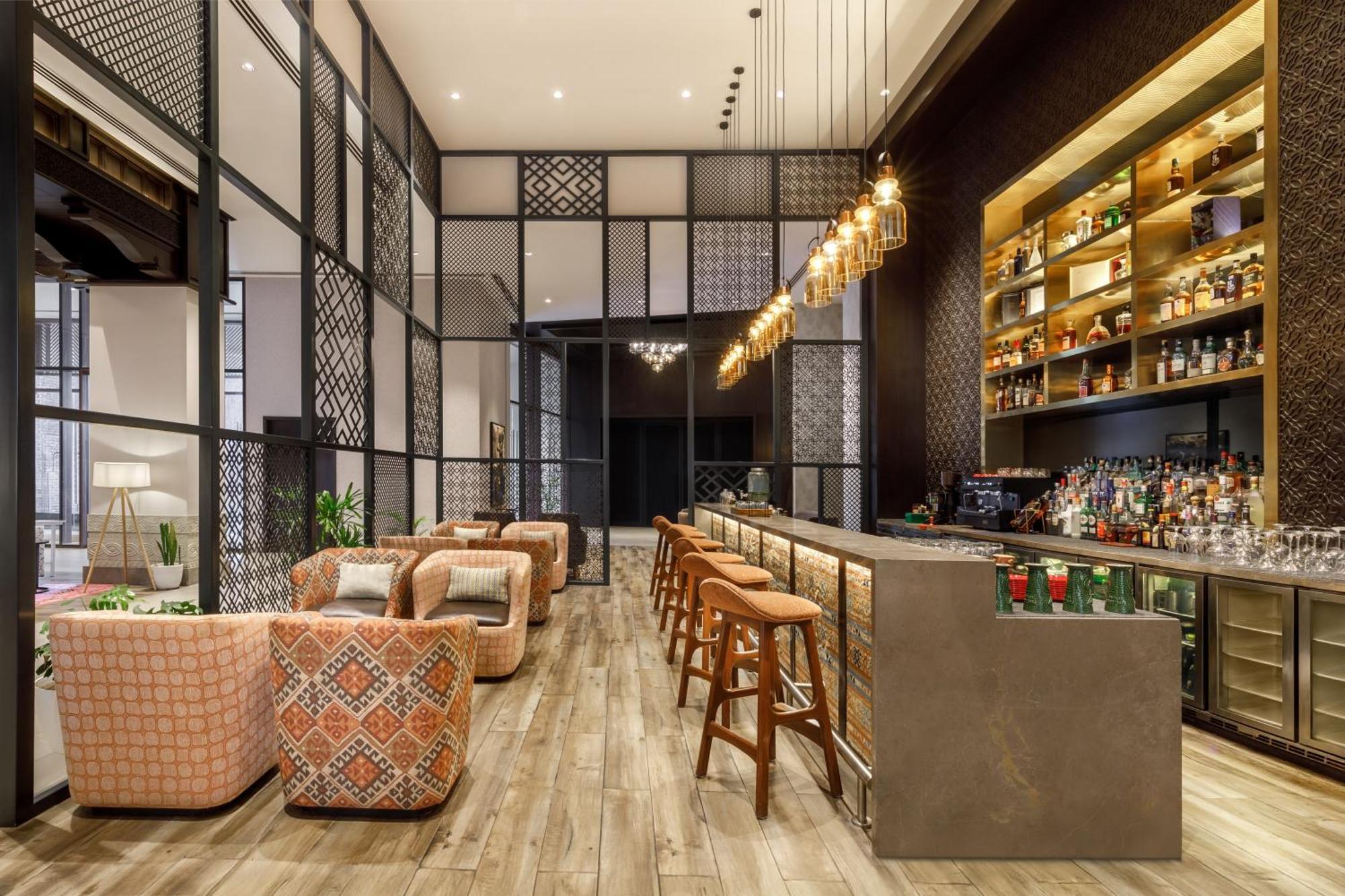 Отель Hyatt Centric Soalteemode Катманду Экстерьер фото